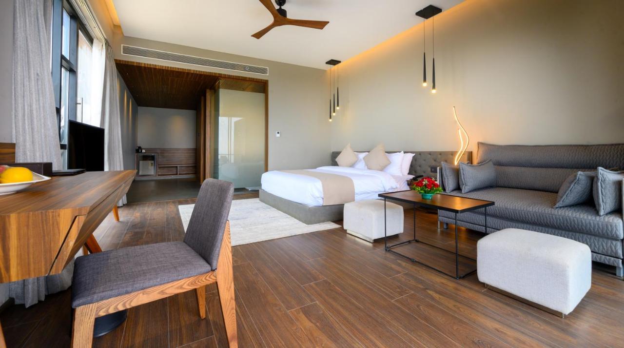 Aria Resort & Spa Nashik Exterior photo