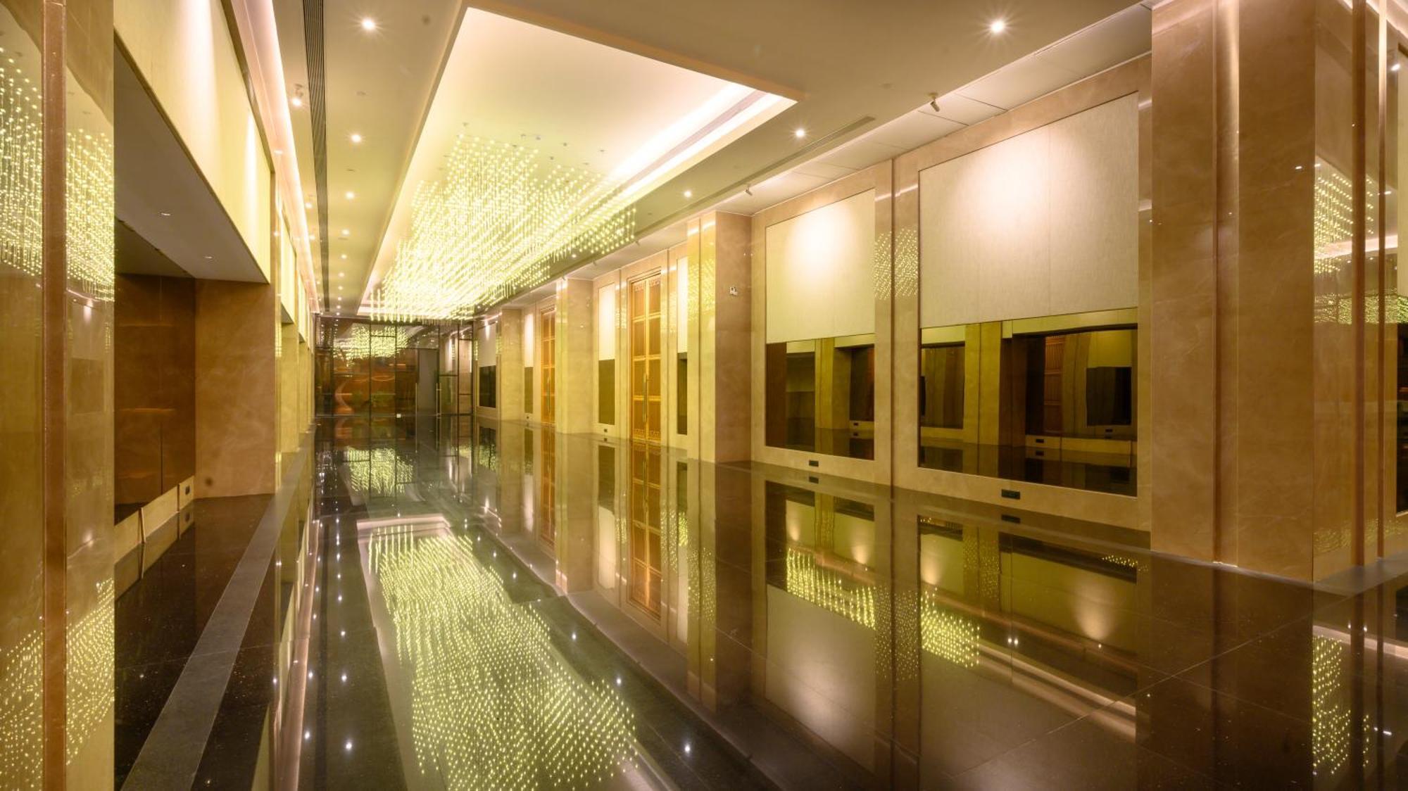 Aria Resort & Spa Nashik Exterior photo