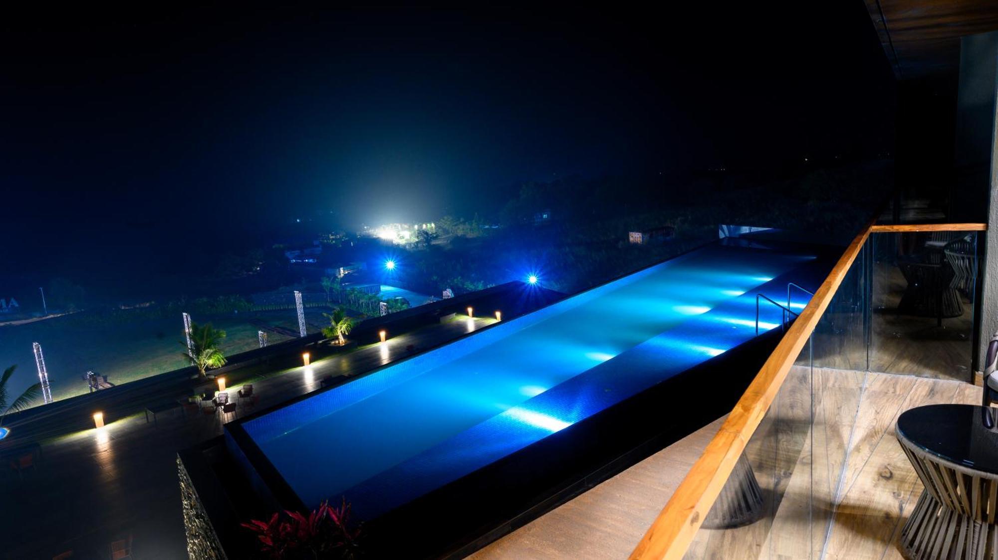 Aria Resort & Spa Nashik Exterior photo