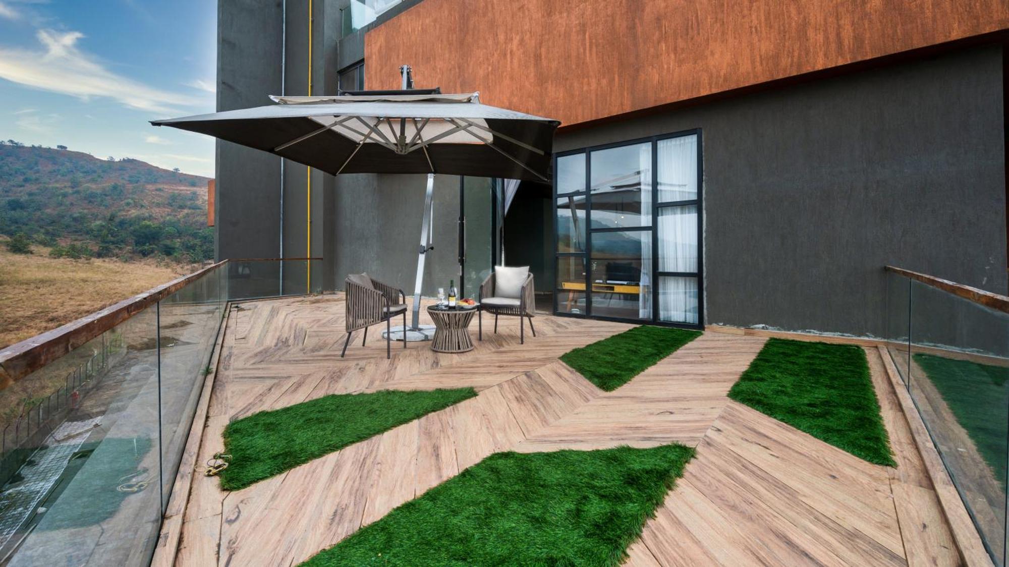 Aria Resort & Spa Nashik Exterior photo
