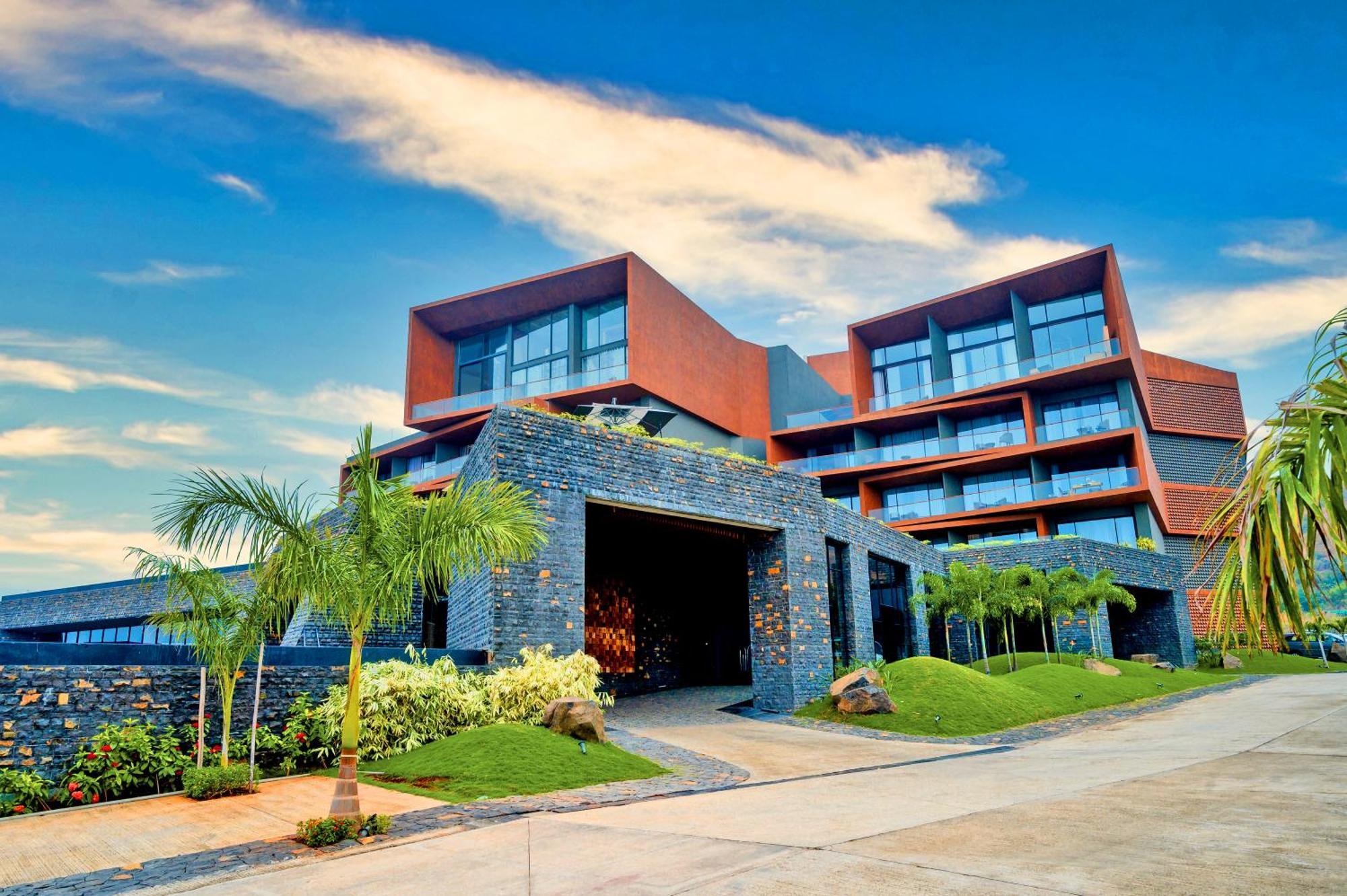 Aria Resort & Spa Nashik Exterior photo