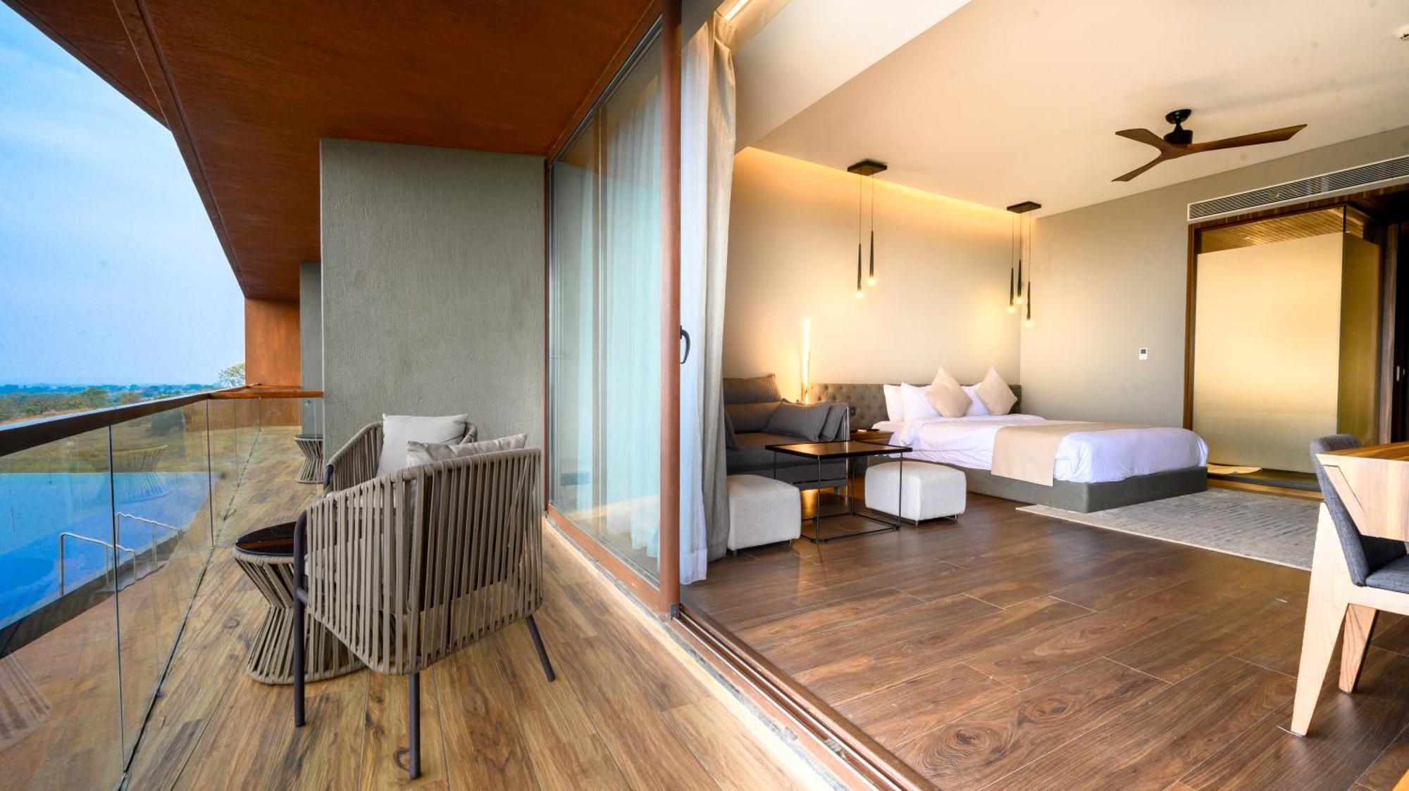 Aria Resort & Spa Nashik Exterior photo